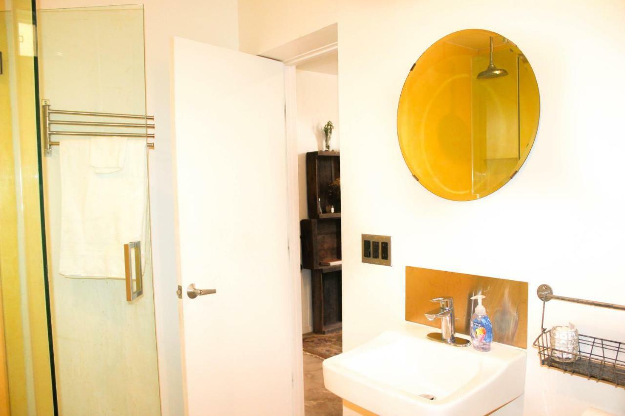 Ocean Front Vortex Female Hostel Private Rooms Free Bikes Los Angeles Exterior photo